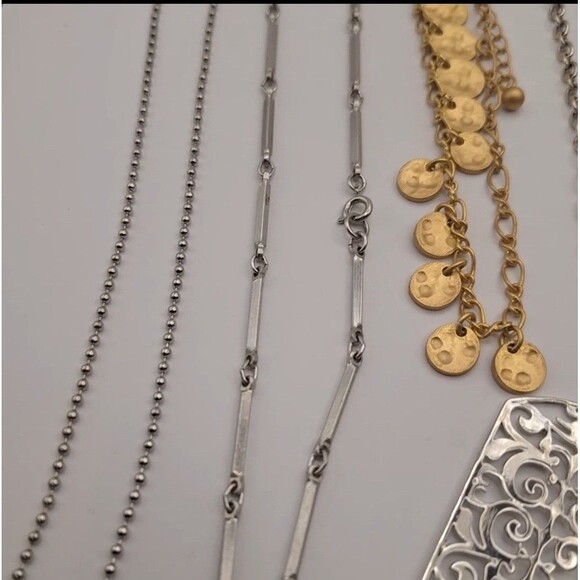 Lot Of 21 Chain Used Unbranded Necklaces - Picture 4 of 10